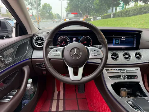 Mercedes-Benz CLS-Class