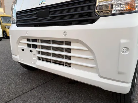 Mitsubishi Minicab Van