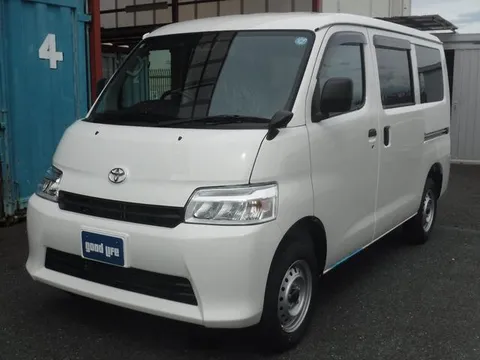 Toyota TownAce Van