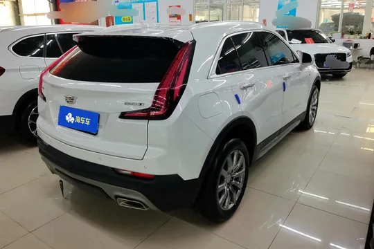 Cadillac XT4