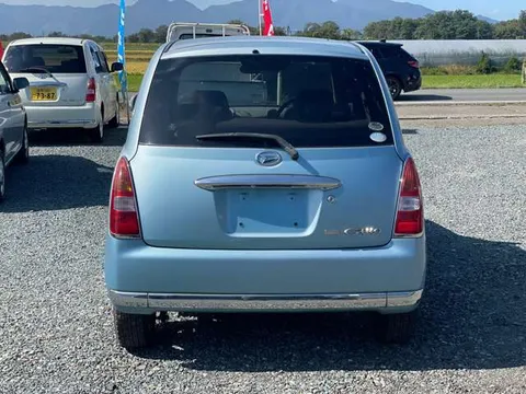 Daihatsu Mira Gino