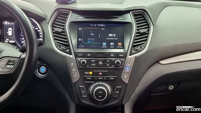 Hyundai Grand Santa Fe (Maxcruz)