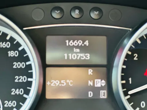 Mercedes-Benz R-Class