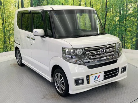 Honda N-BOX Custom