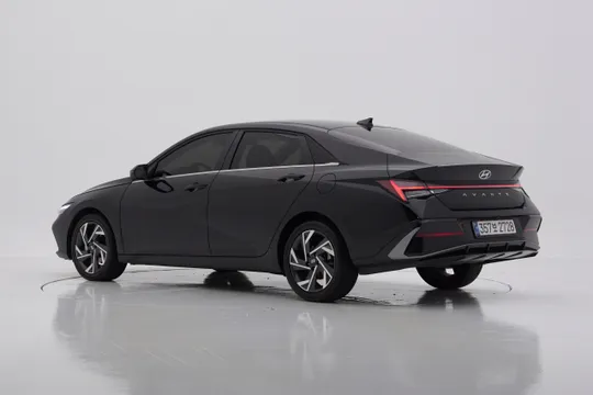 Hyundai Elantra (Avante)