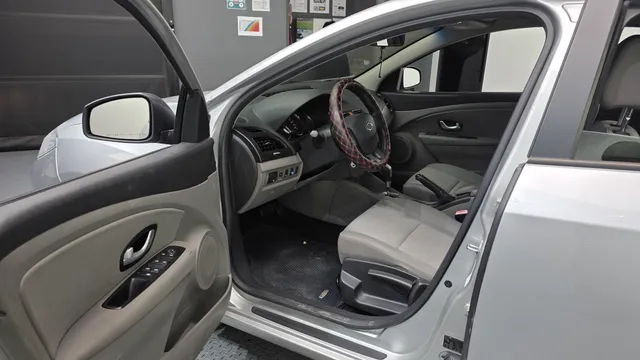 Renault SM3