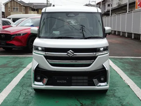 Suzuki Spacia Custom