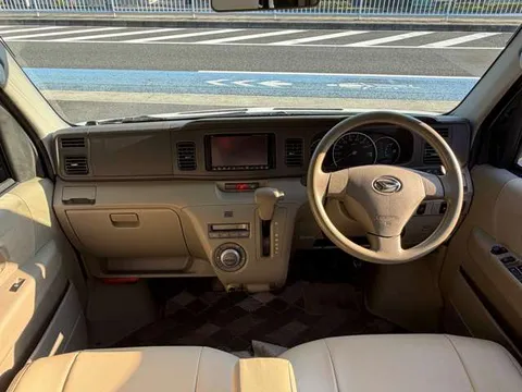 Daihatsu Atrai Wagon