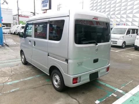 Nissan Clipper