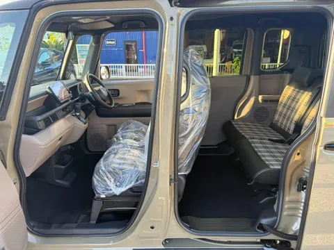 Honda N-BOX Joy