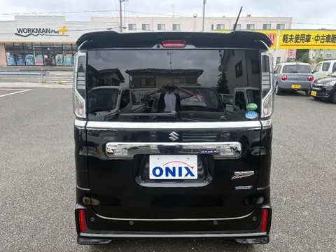 Suzuki Spacia Custom