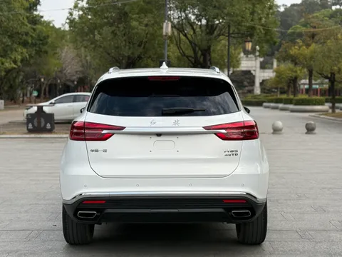 Hongqi HS5