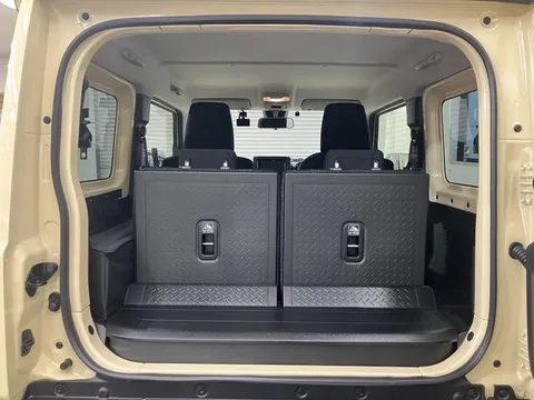 Suzuki Jimny Sierra