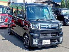 Toyota Pixis Mega