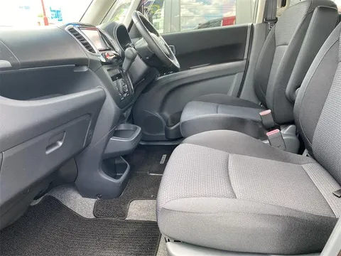 Mitsubishi Delica D:2