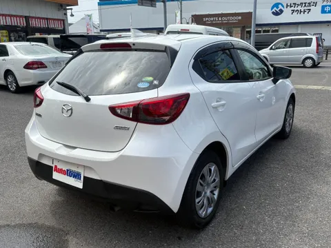 Mazda Mazda2 (Demio)