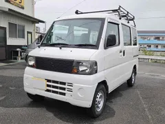Mitsubishi Minicab Van