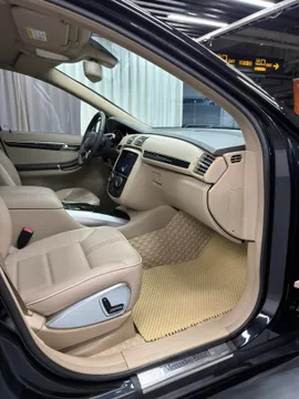 Mercedes-Benz R-Class