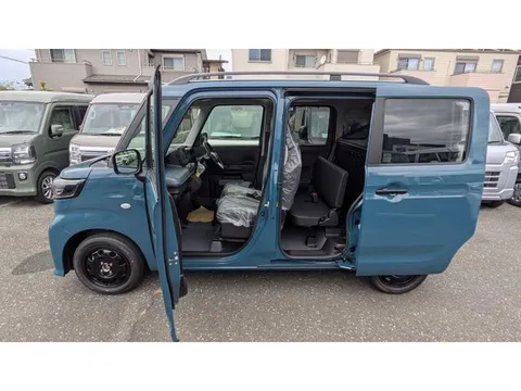 Suzuki Spacia Base