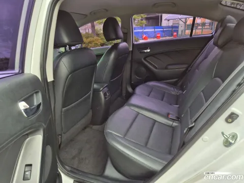 Kia Cerato (K3)