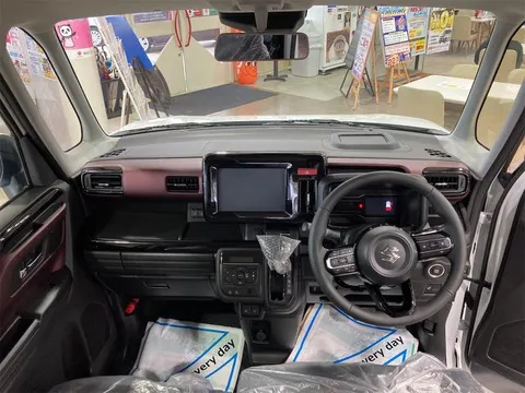 Suzuki Spacia Custom