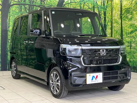Honda N-BOX Custom