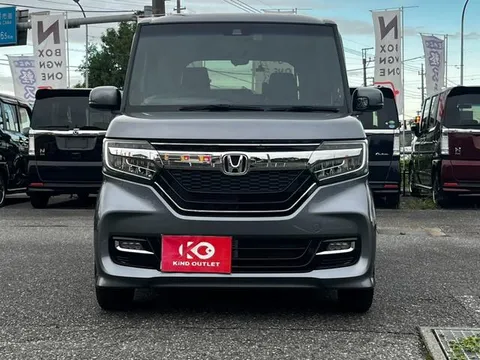 Honda N-BOX Custom
