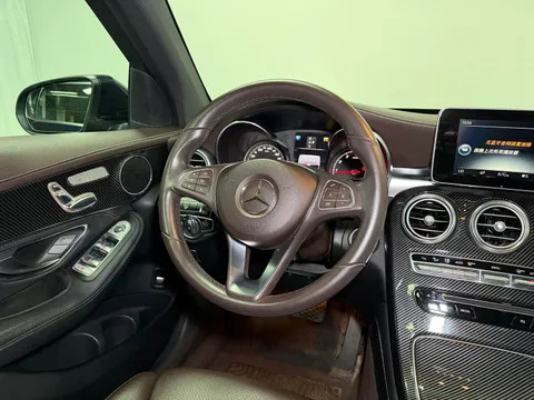 Mercedes-Benz Mercedes-Benz GLC