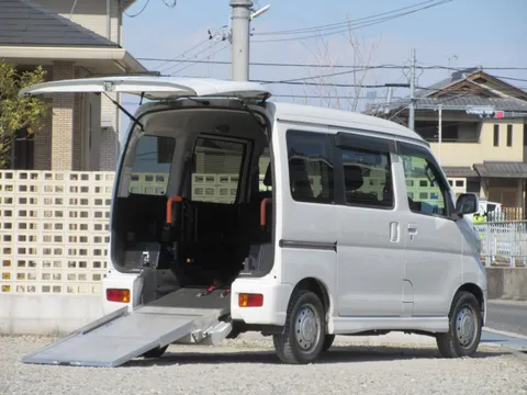 Daihatsu Atrai Wagon