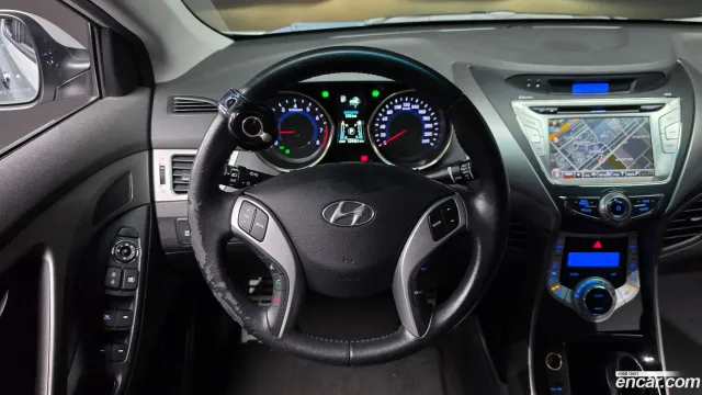 Hyundai Elantra (Avante)
