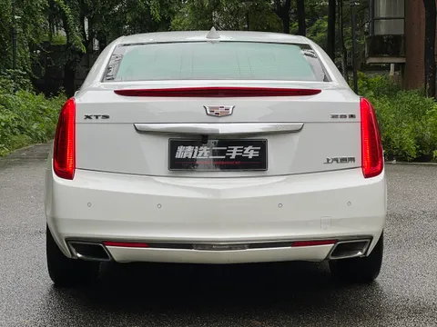 Cadillac XTS