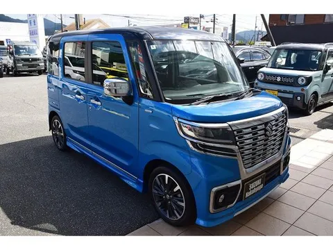 Suzuki Spacia Custom