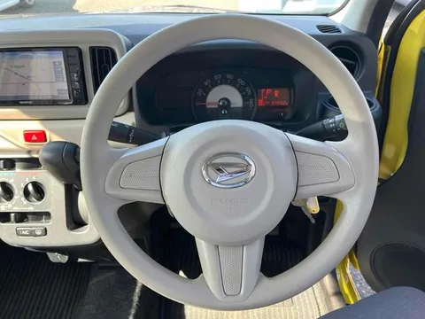 Daihatsu Mira Tocot