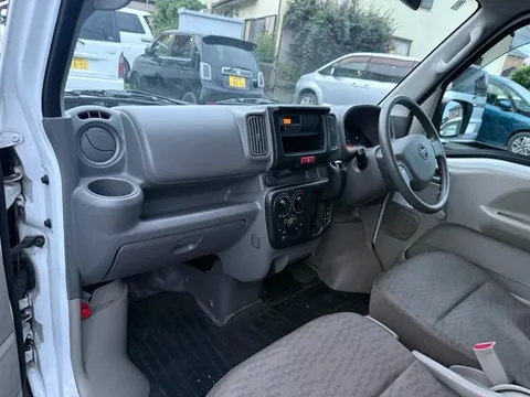 Nissan Clipper