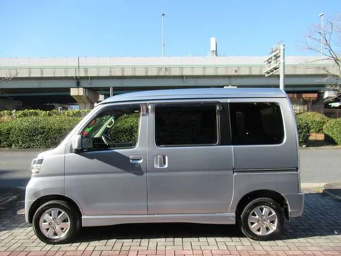 Daihatsu Atrai Wagon