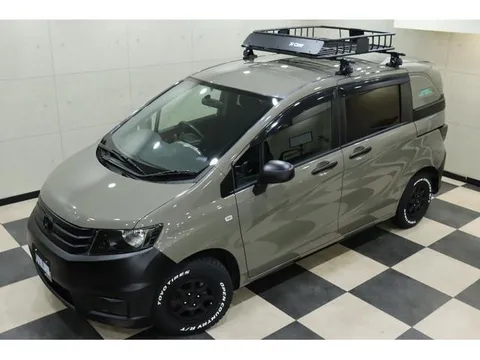 Honda Freed Spike