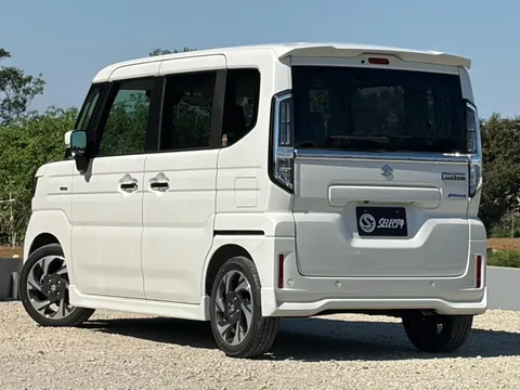 Suzuki Spacia