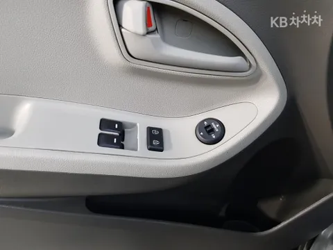 Kia Deluxe