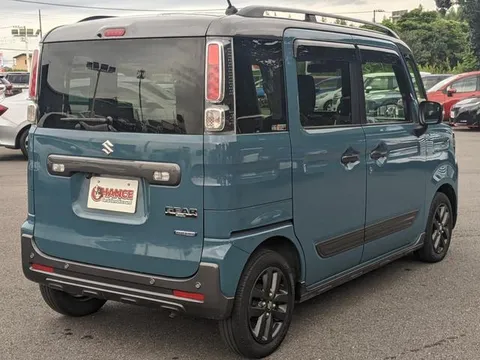 Suzuki Spacia Gear