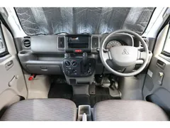 Mitsubishi Minicab Van