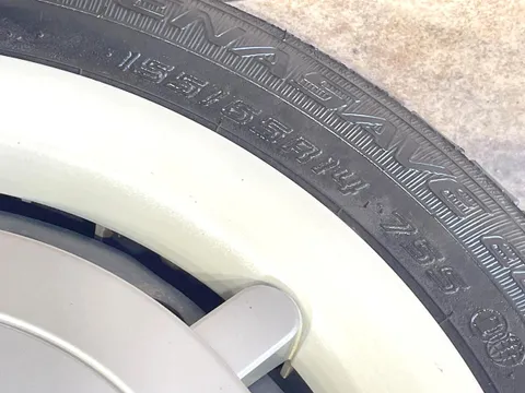 Daihatsu Mira Tocot