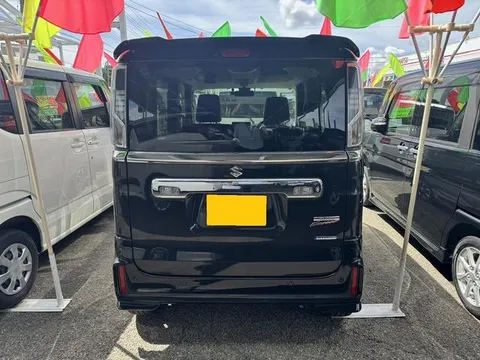 Suzuki Spacia Custom
