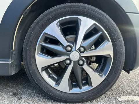 Mitsubishi eK X