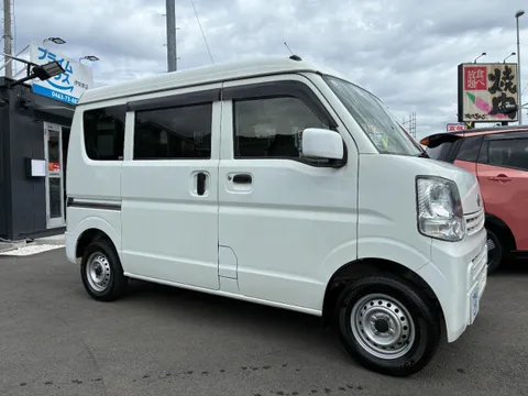 Nissan Clipper
