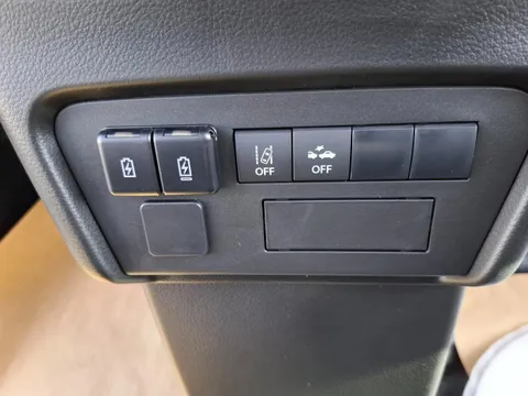 Nissan Clipper Van