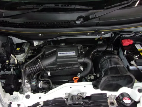 Honda N-BOX Slash
