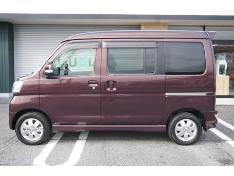 Daihatsu Atrai Wagon