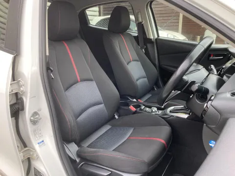 Mazda Mazda2 (Demio)