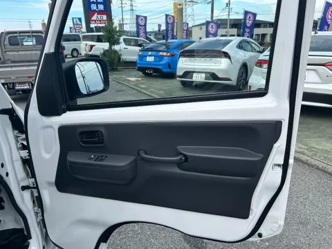 Nissan Clipper Truck