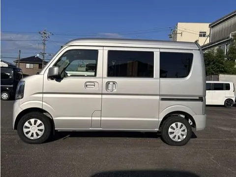 Nissan Clipper